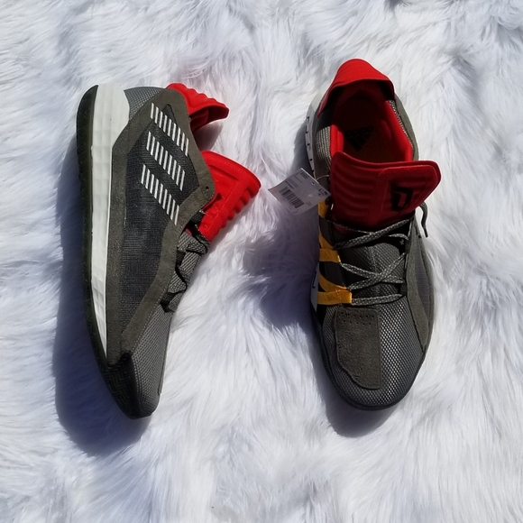 Adidas - Picture 4 of 6